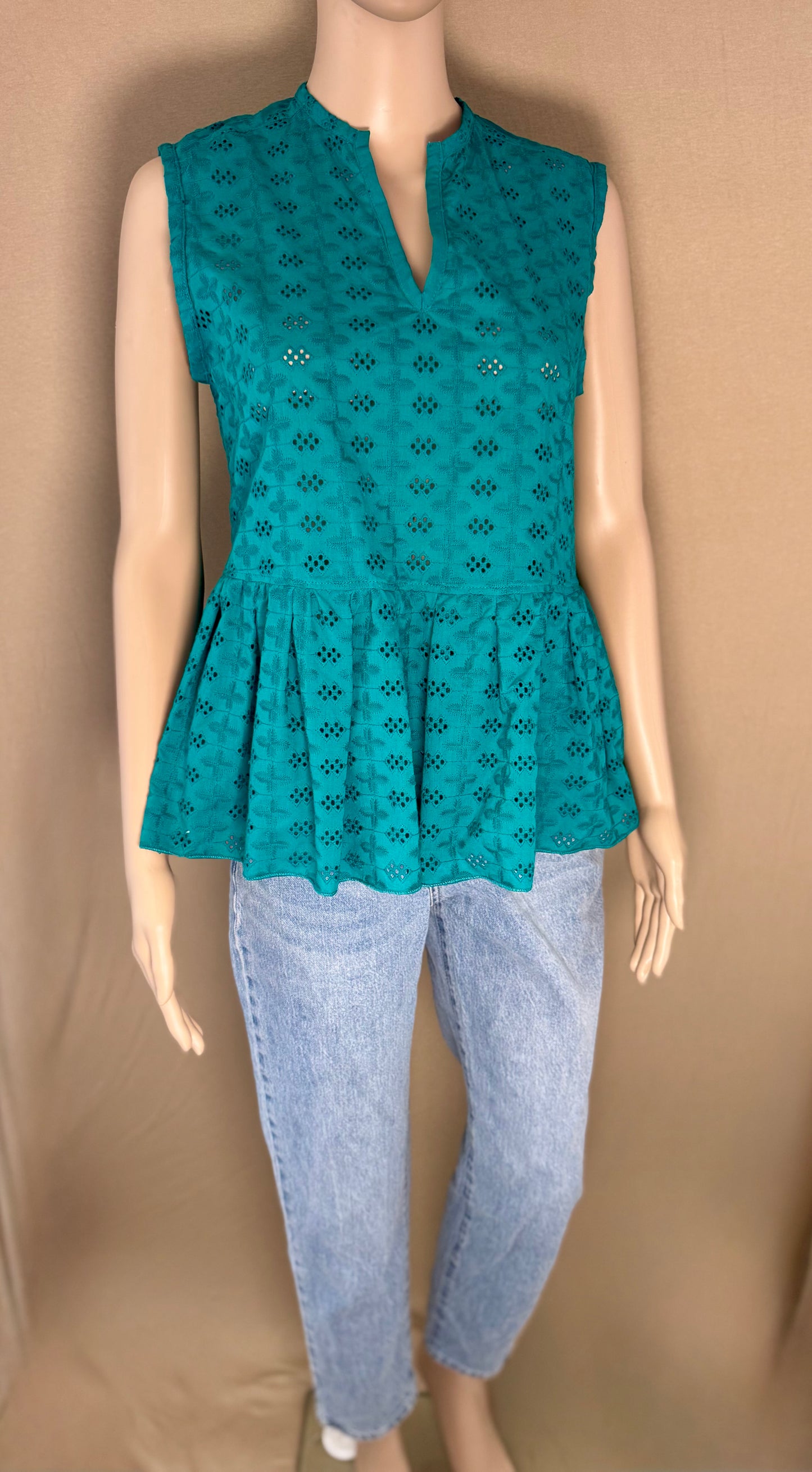 Top turquoise femme 100% coton broderie anglaise – Taille 36 | By.Clem