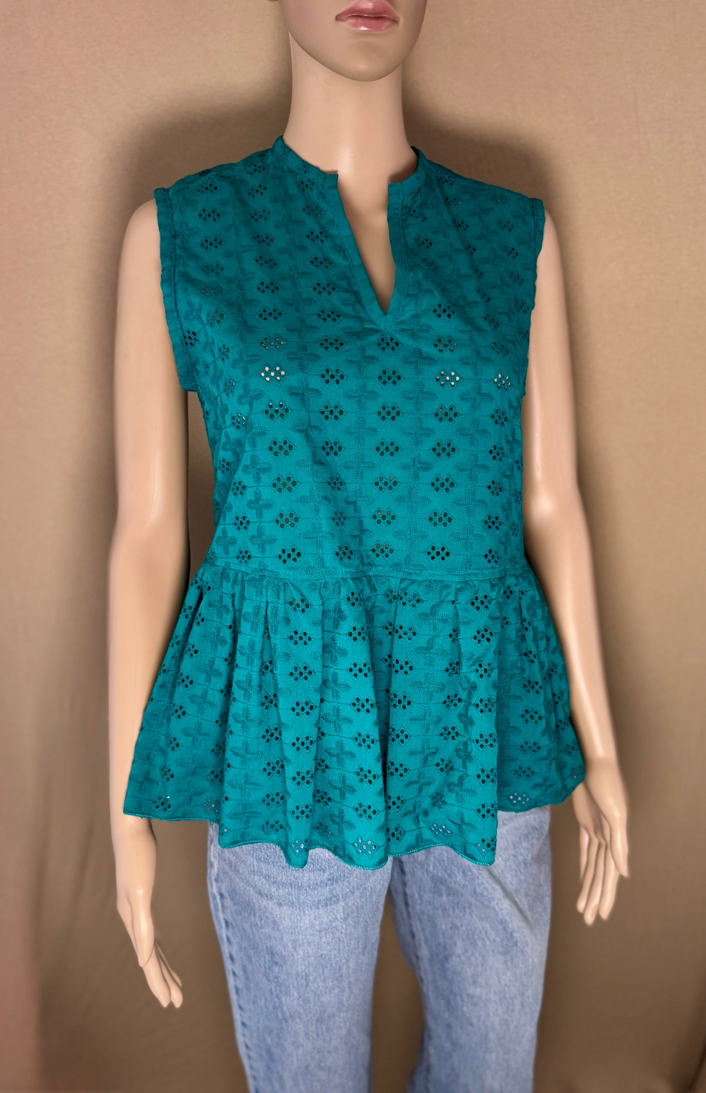 Top turquoise femme 100% coton broderie anglaise – Taille 36 | By.Clem